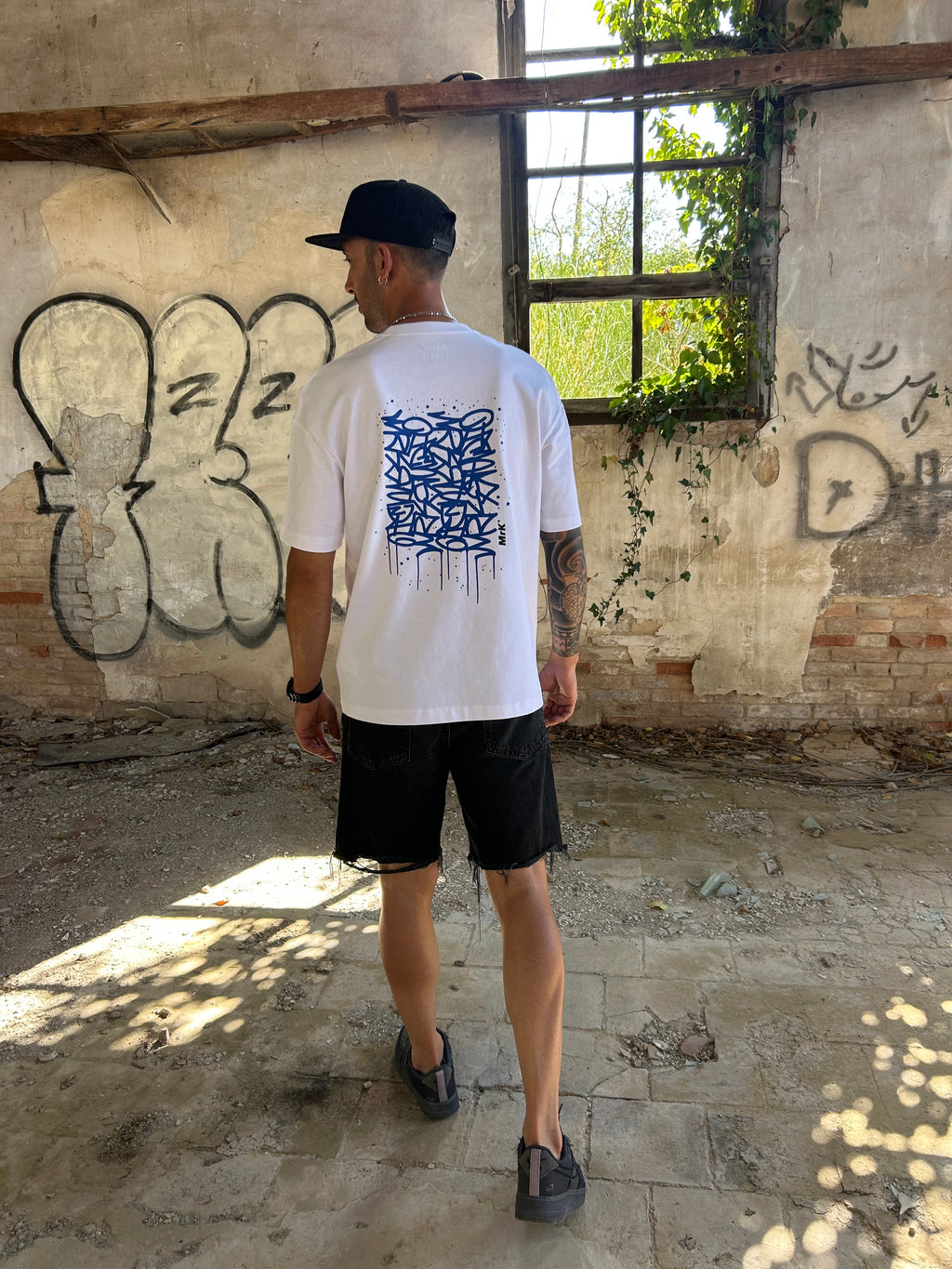 MrK // OS // 001