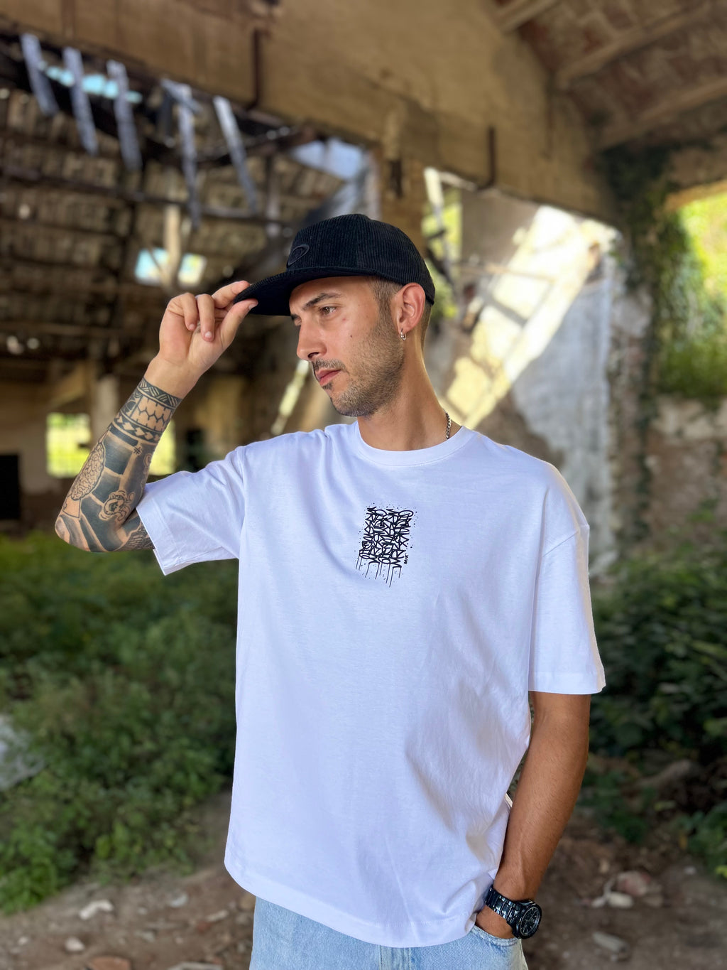 MrK // MN // WHITE