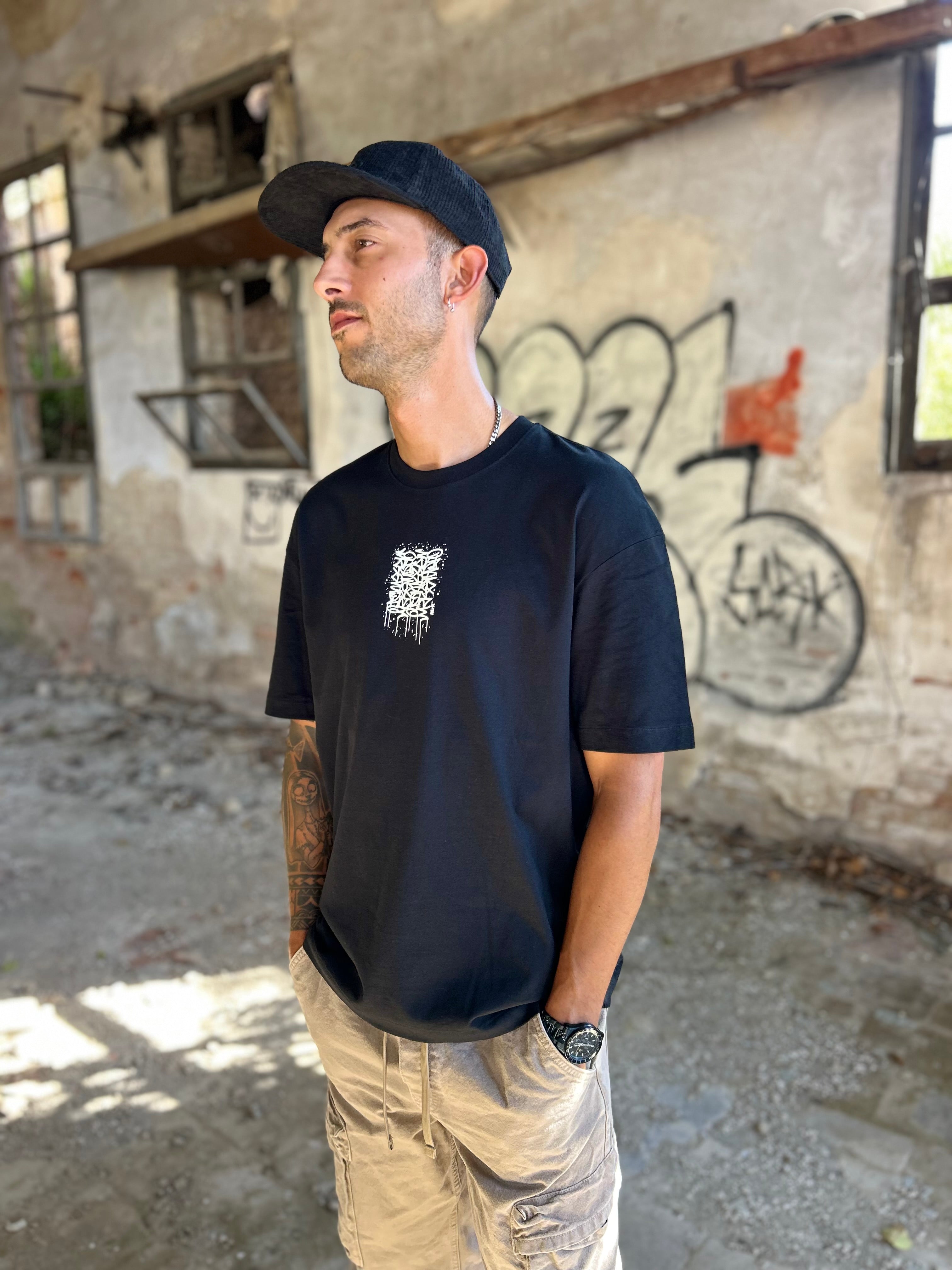MrK // MN // BLACK